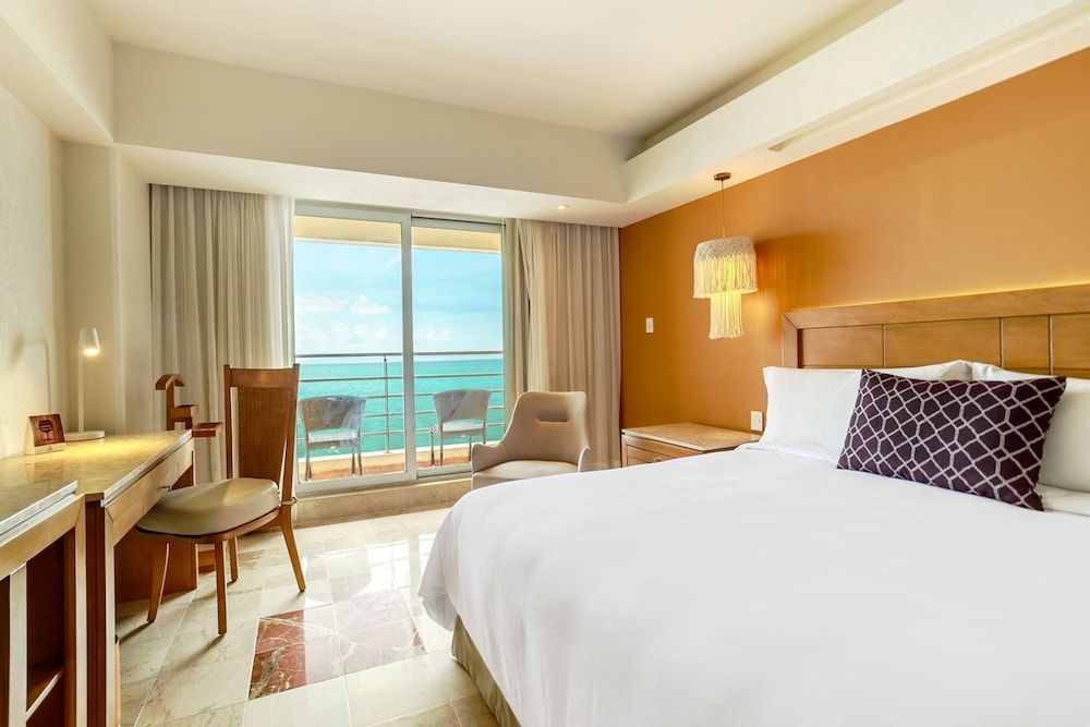 Camino Real Veracruz Deluxe Superior King Ocean View