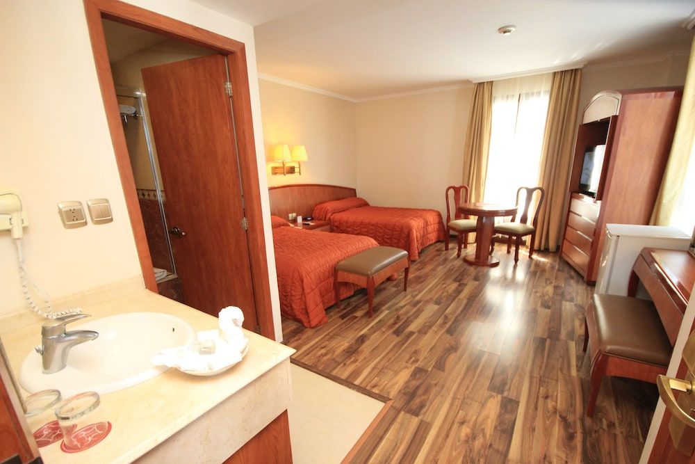 Gran Hotel Diligencias Standard Double Room 16