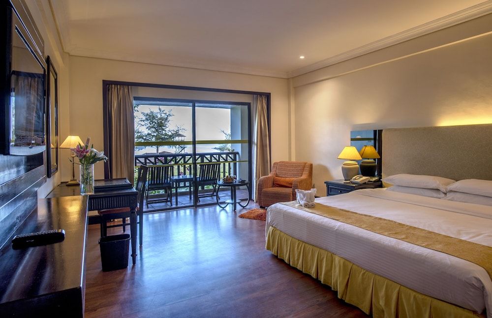 Nexus Resort & Spa Karambunai Ocean Deluxe