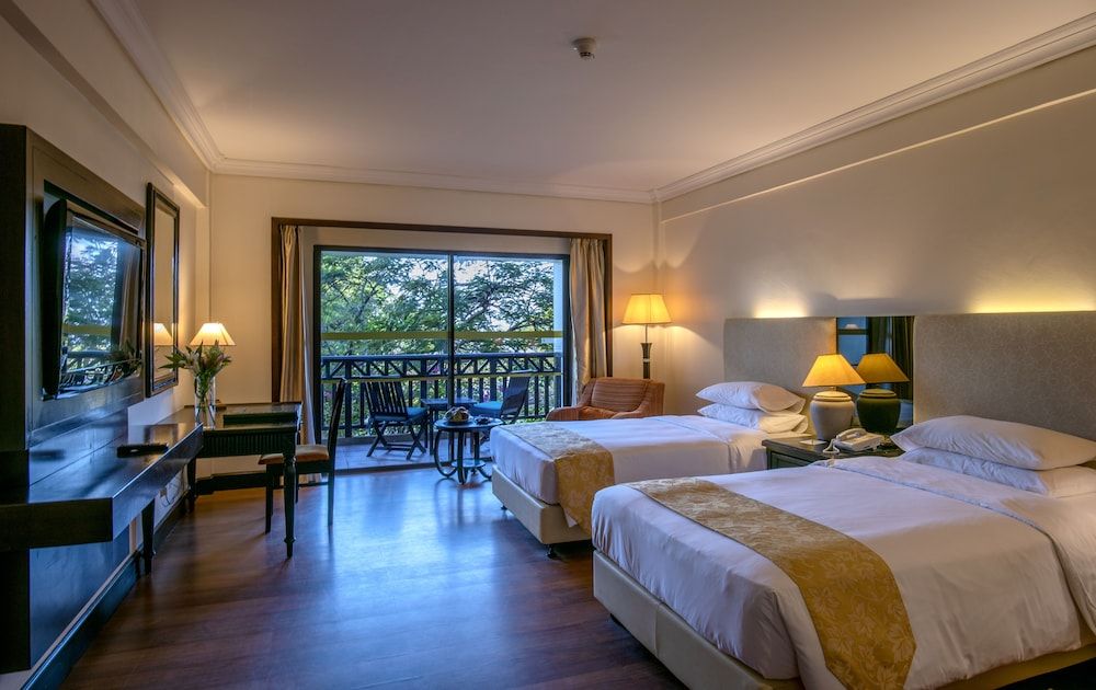 Nexus Resort & Spa Karambunai Ocean Deluxe 2