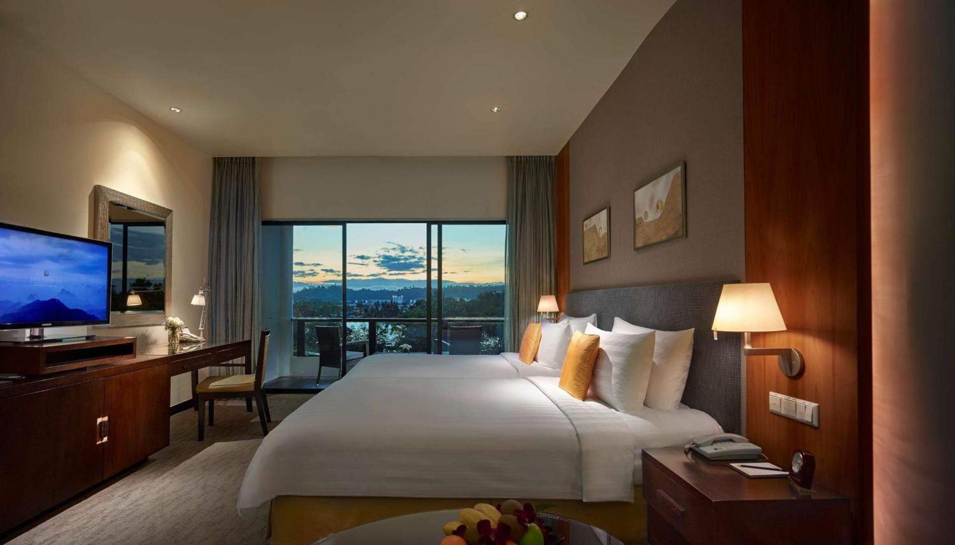Kinabalu Twin Room with Mountain View
