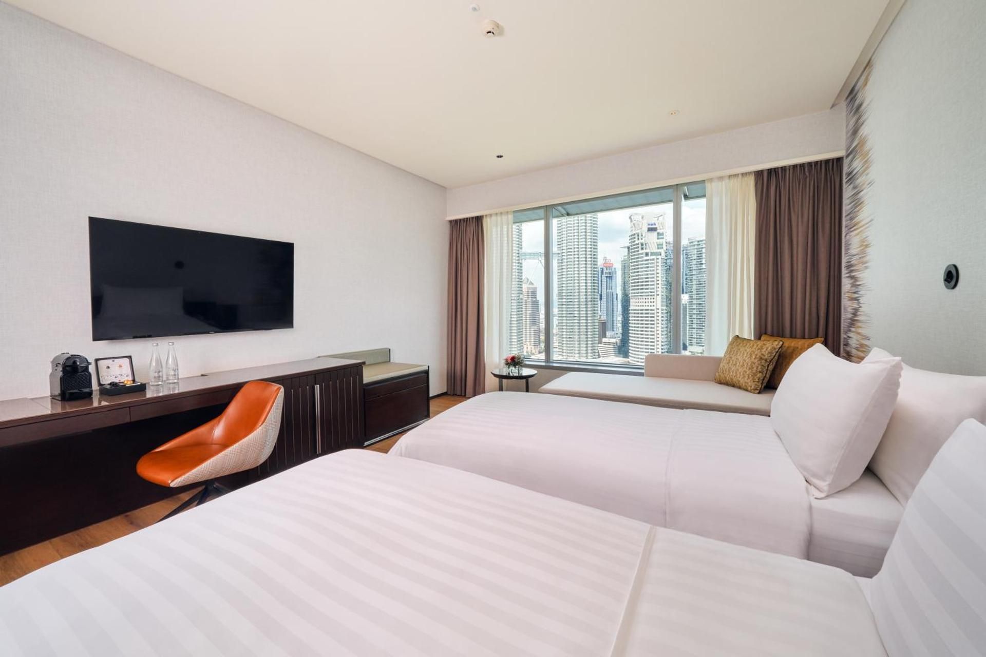 Traders Club Twin Towers View Room  Twin bed (Newly Refurbished)