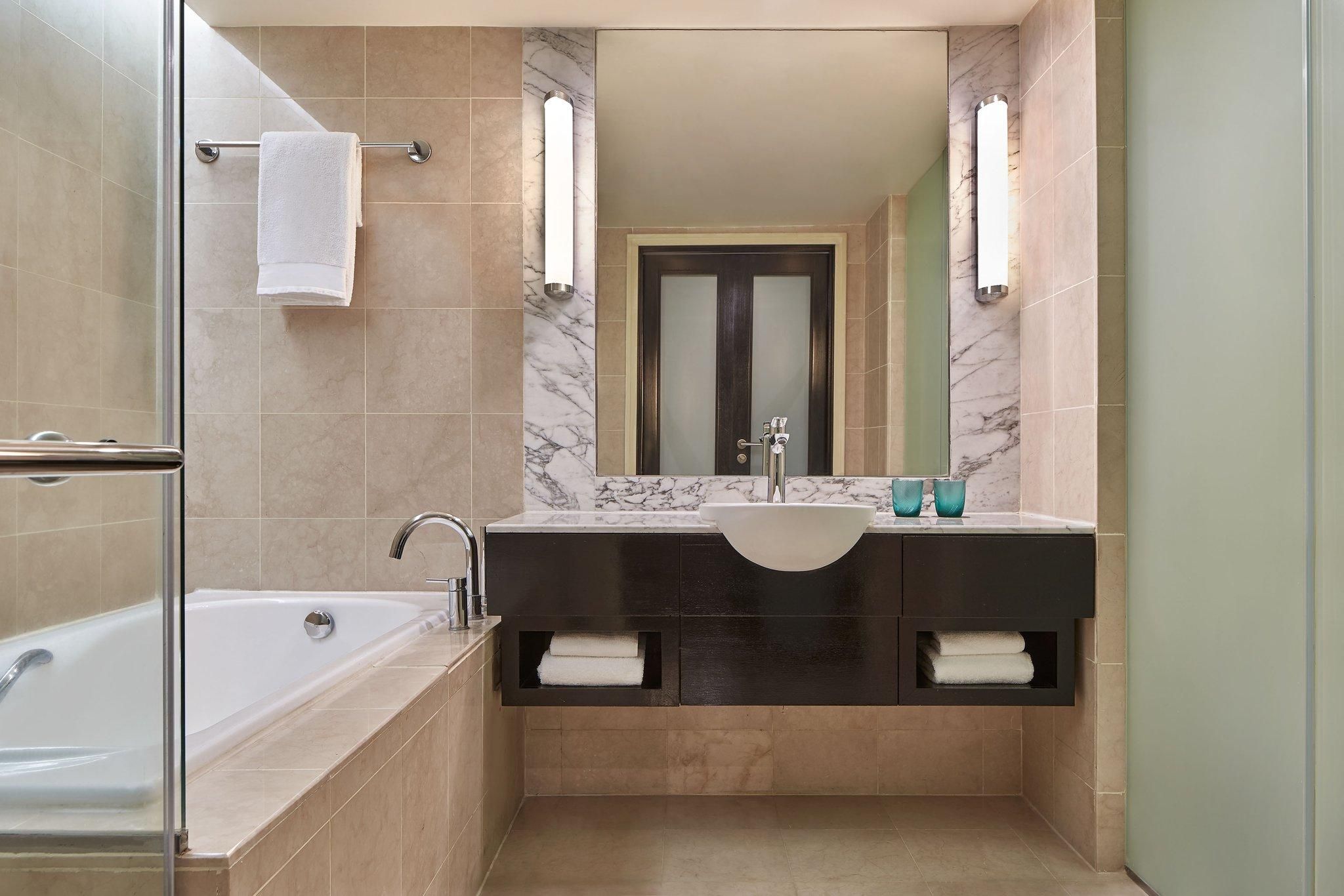 One Bedroom Residence, Club lounge access, 1 Bedroom Residence, 1 King