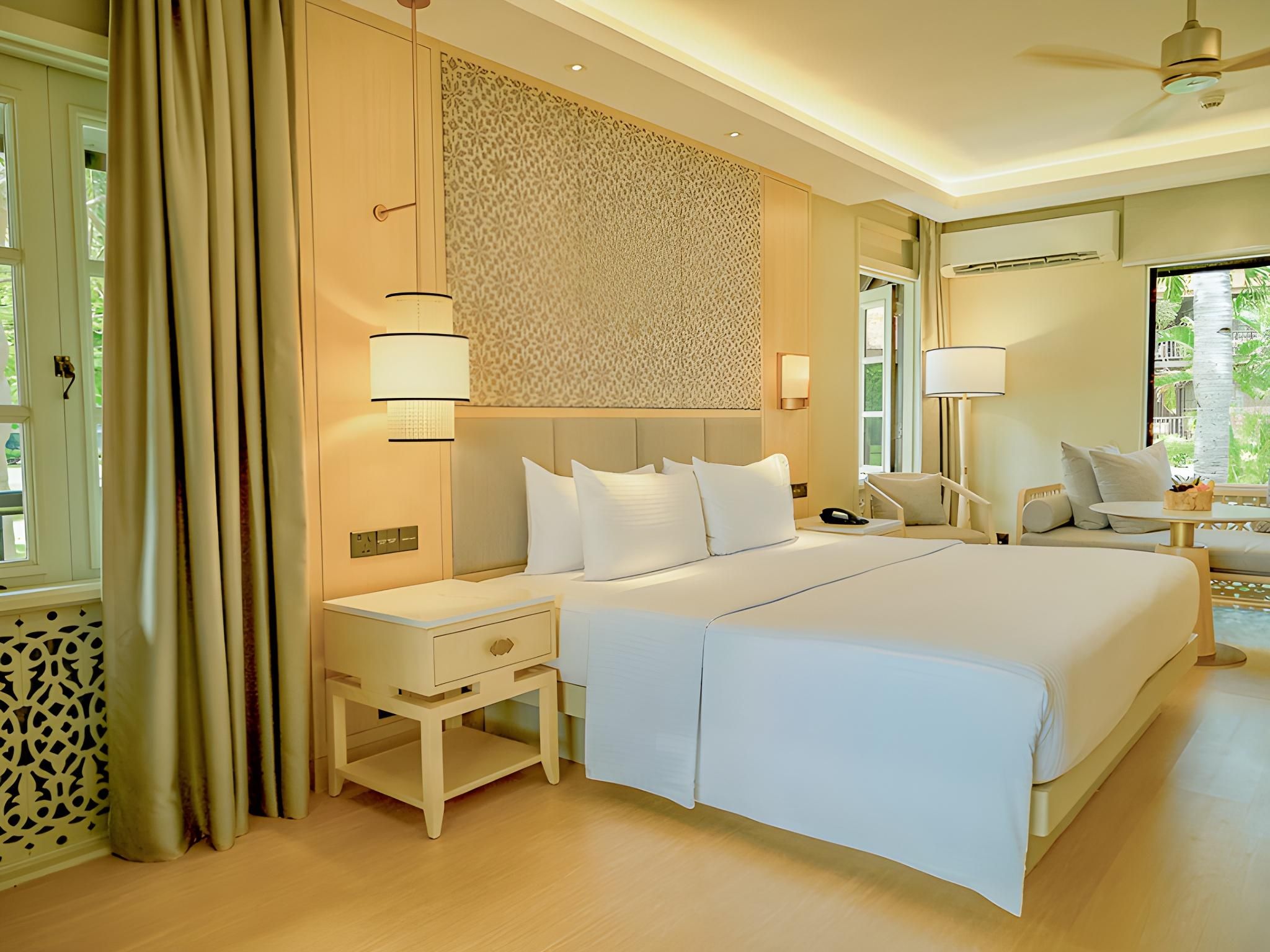 Island View Room