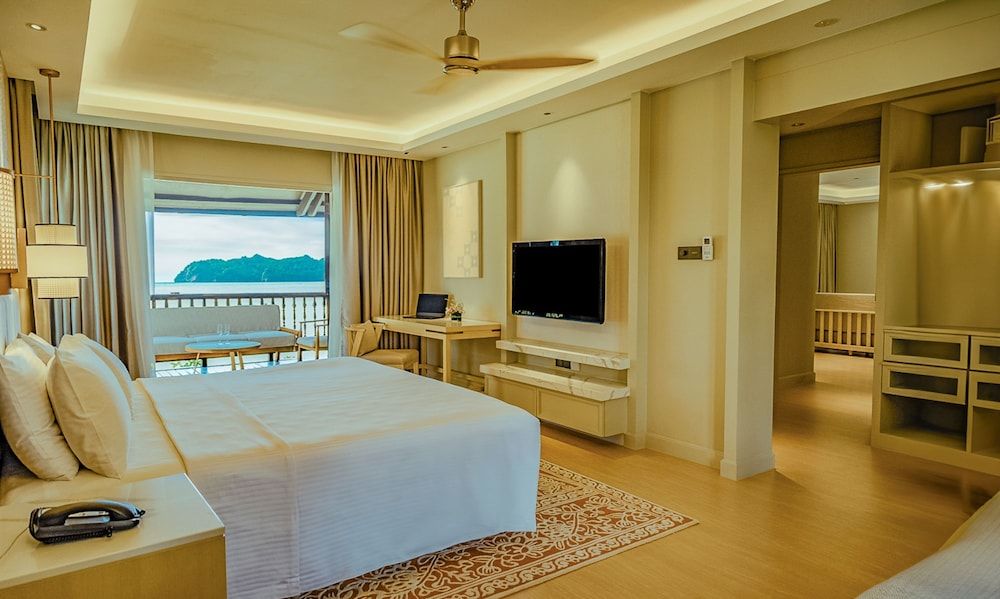Pelangi Suite