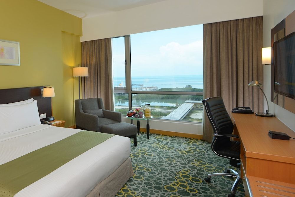 Standard Room, 2 Twin Beds, Club Lounge Access, Sea View