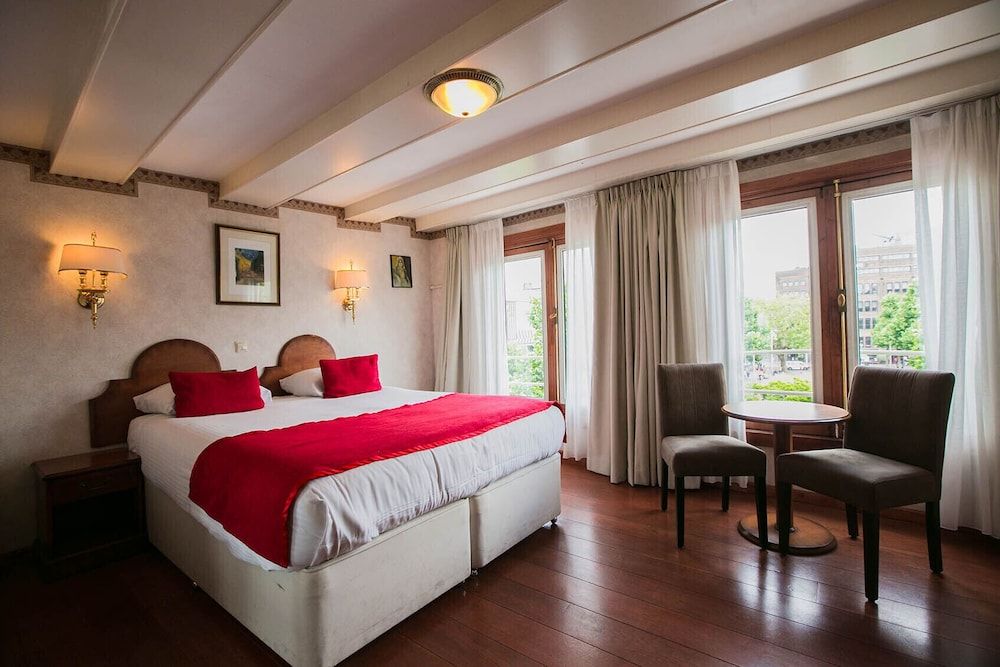 Comfort Room, 2 Twin Beds