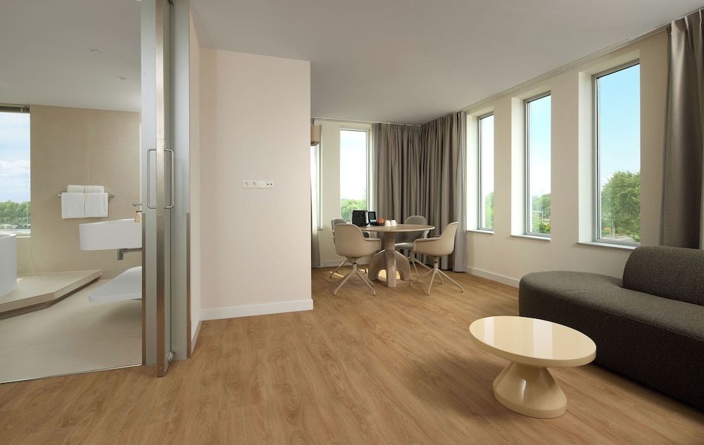 undefined Westcord Art Hotel Amsterdam 4 5