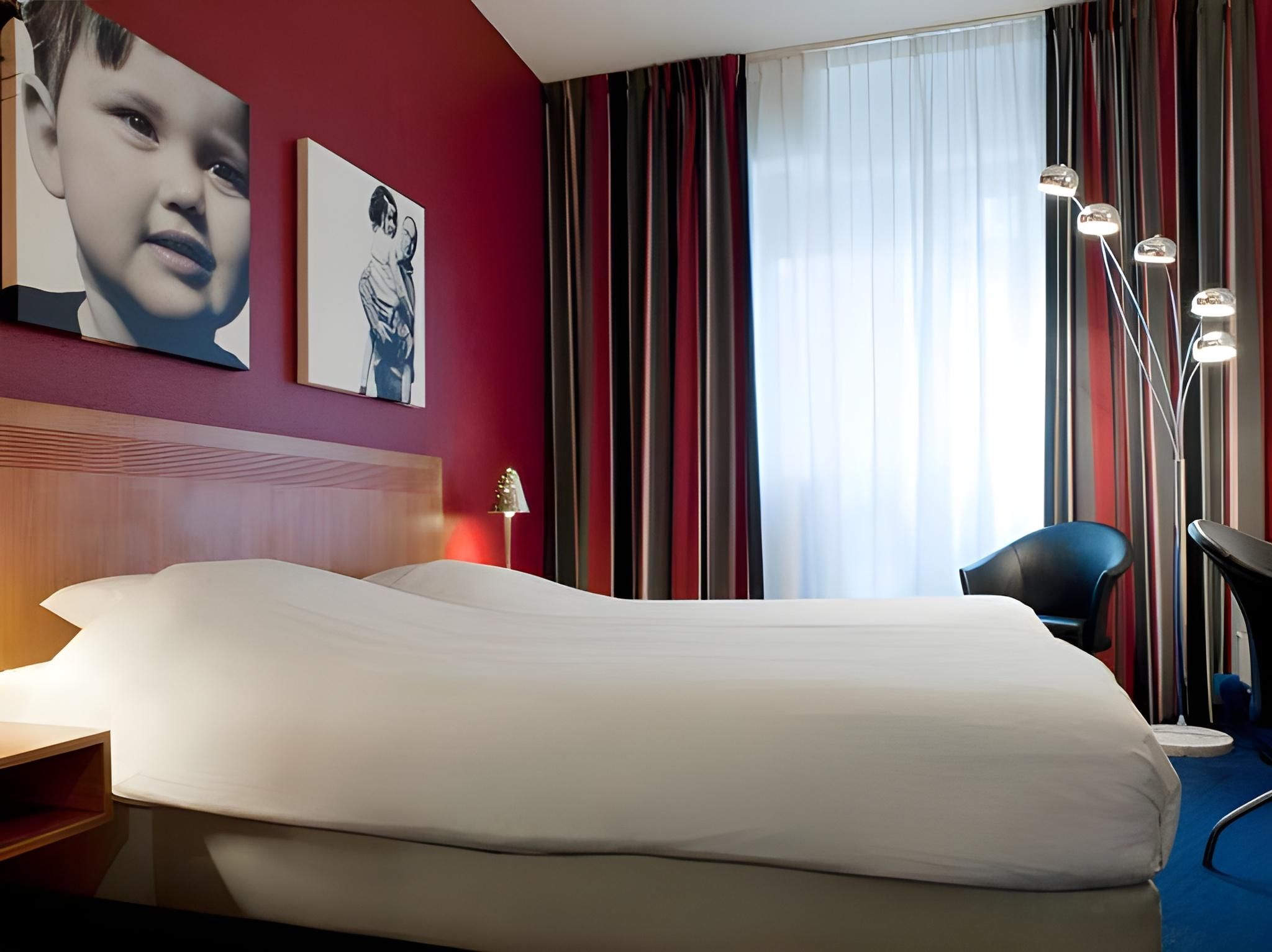undefined Inntel Hotels Amsterdam Centre 4