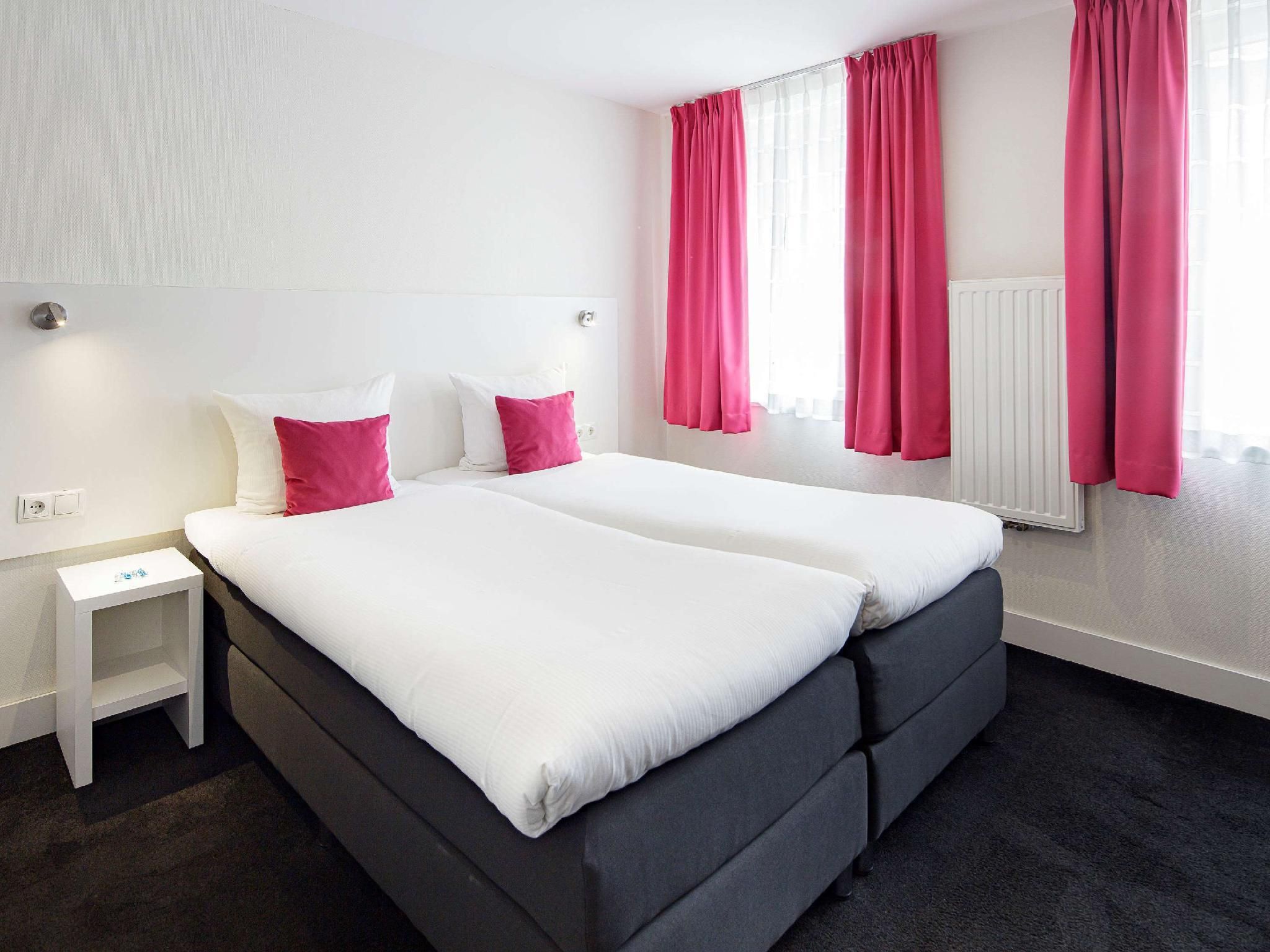 undefined ibis Styles Amsterdam Amstel 3