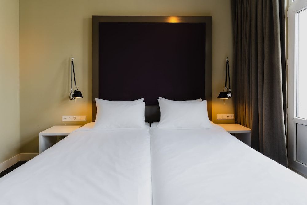 Hotel Roemer Triple Room, Annex Building 3