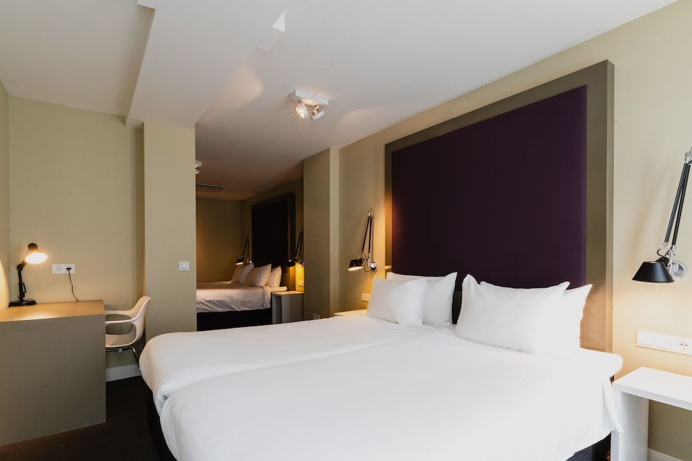 undefined Hotel Roemer