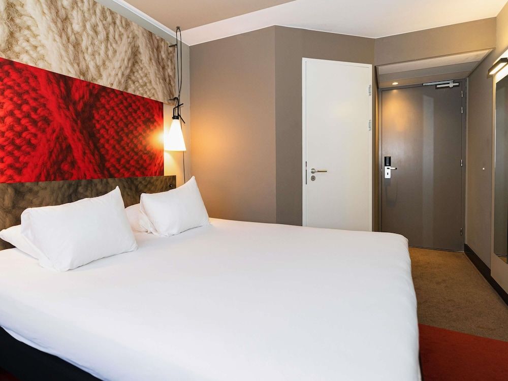 undefined ibis Amsterdam Centre 10