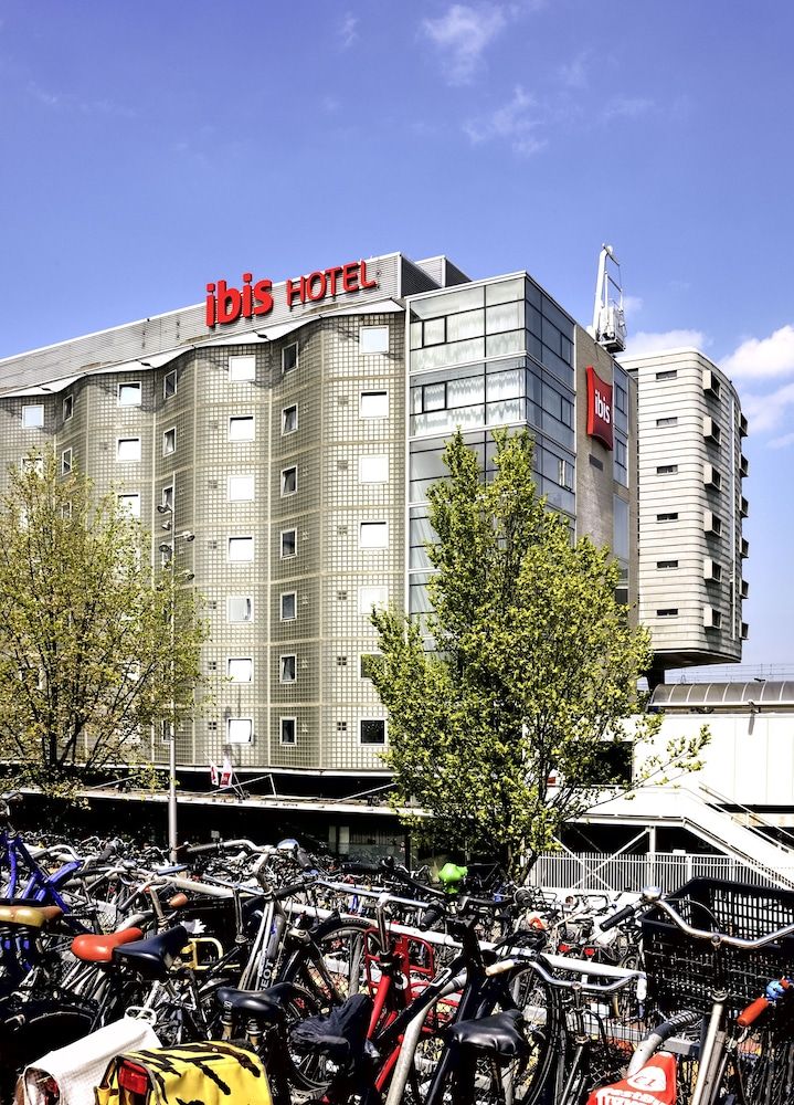 undefined ibis Amsterdam Centre 3