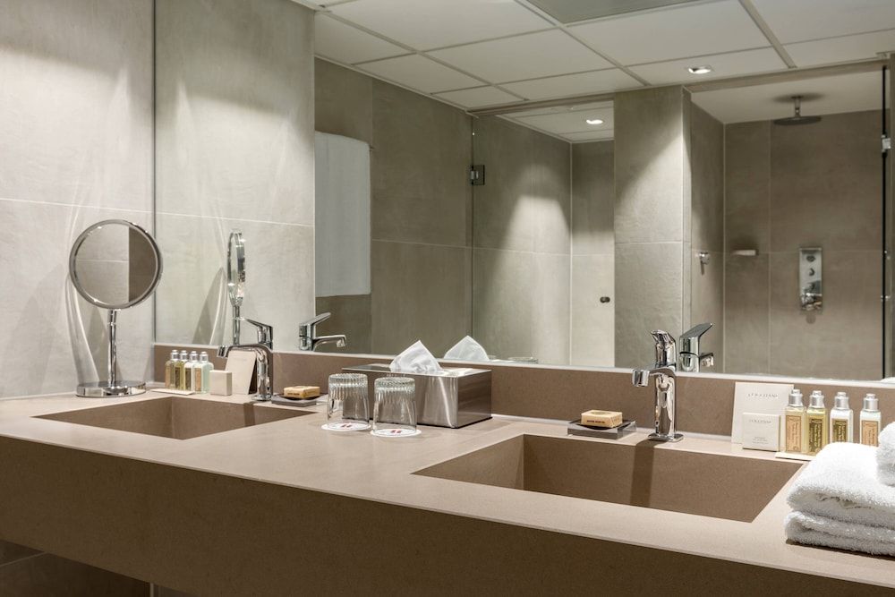 undefined Amsterdam Marriott Hotel 9