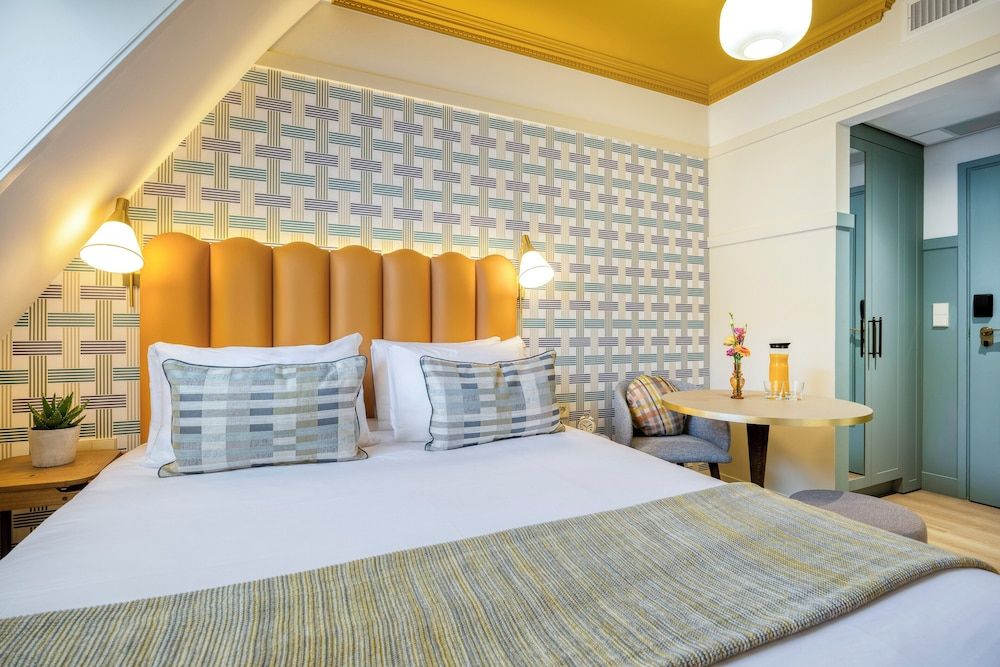 Citadines Canal Amsterdam Classic Room 2