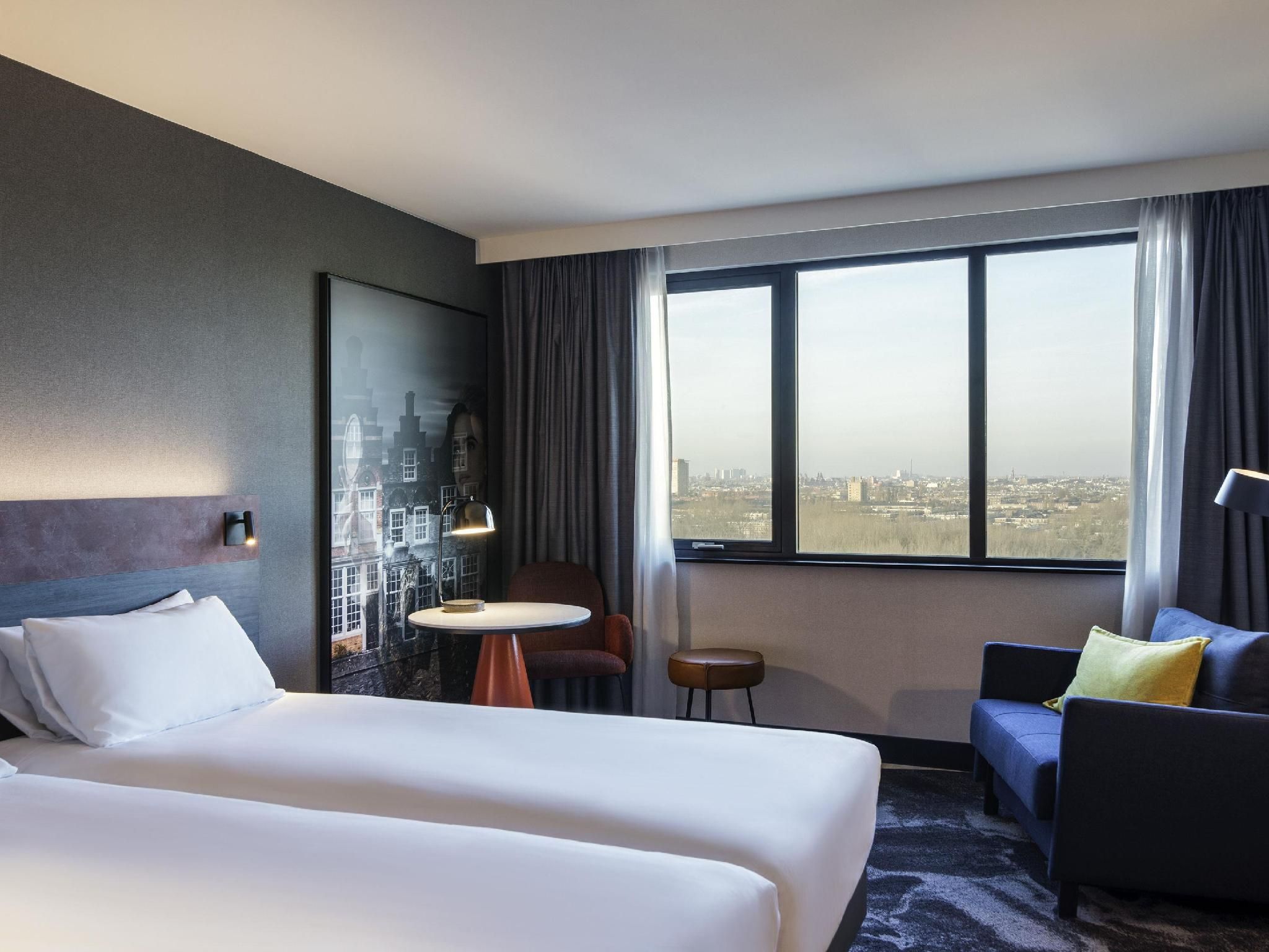 undefined Mercure Amsterdam City 10