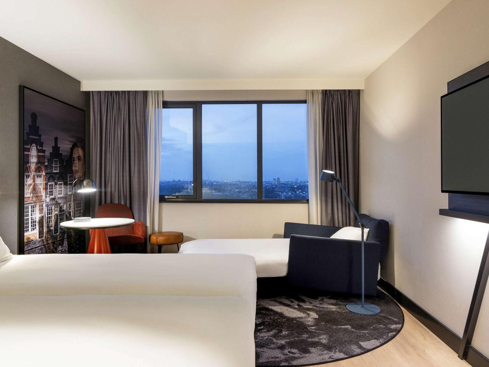 undefined Mercure Amsterdam City 9