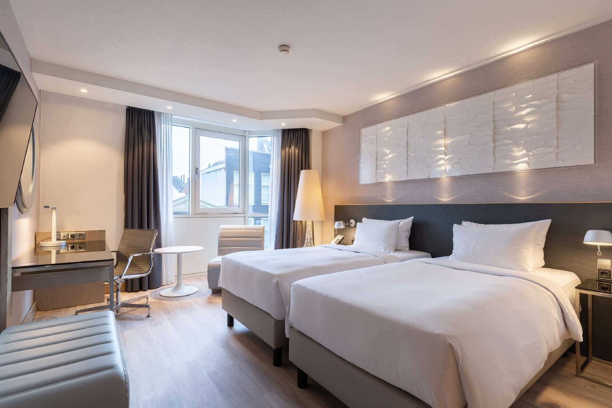 undefined Radisson Blu Hotel, Amsterdam City Center 10