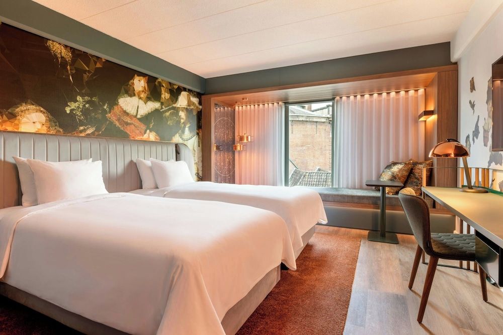 Renaissance Amsterdam Hotel Standard Room, 2 Twin Beds 6