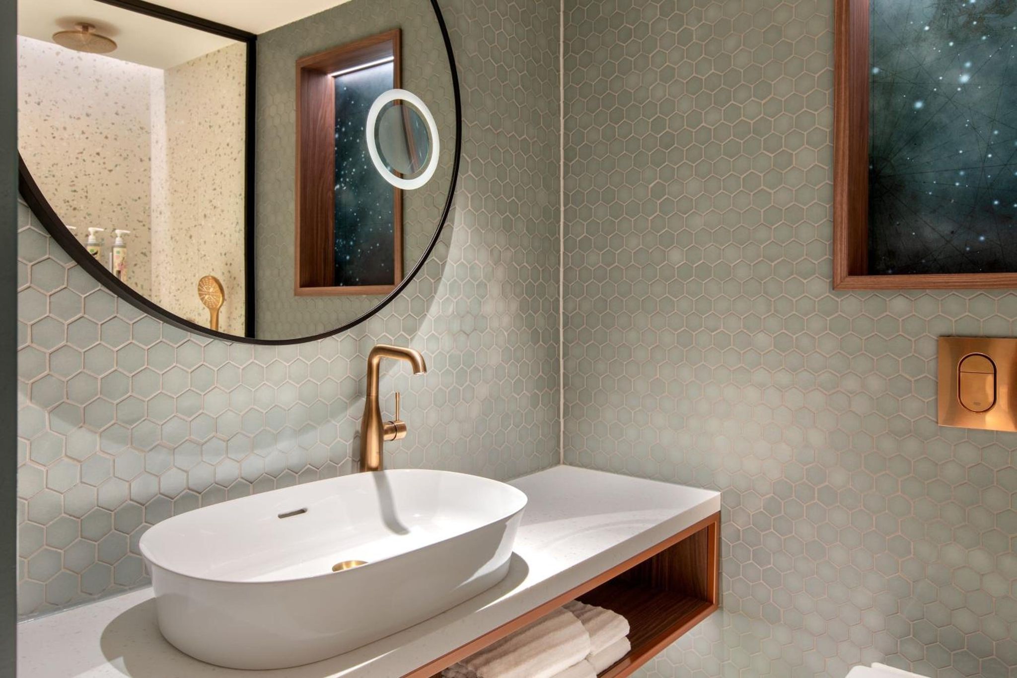 undefined Renaissance Amsterdam Hotel 6
