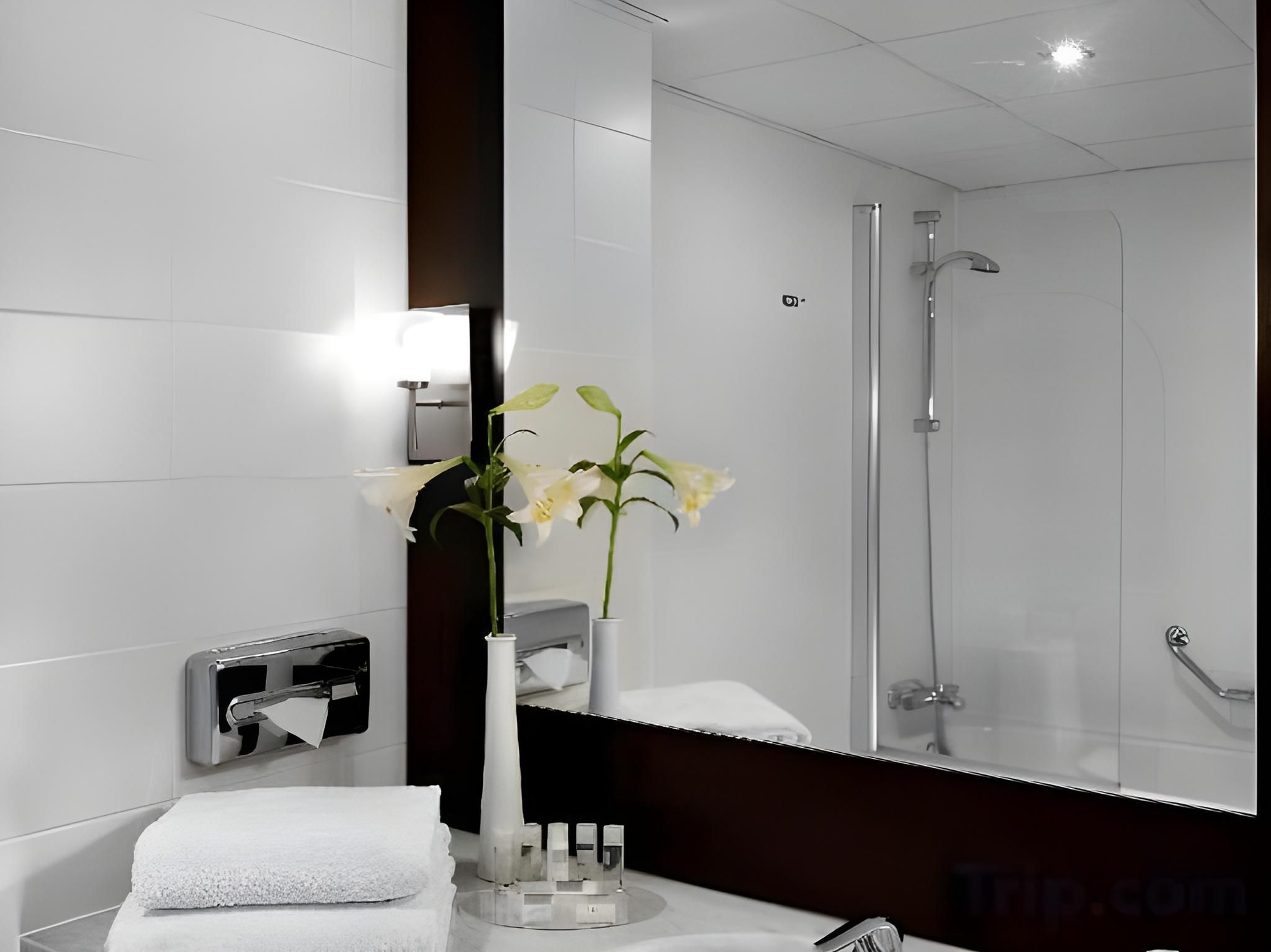 undefined Park Plaza Eindhoven Hotel 9