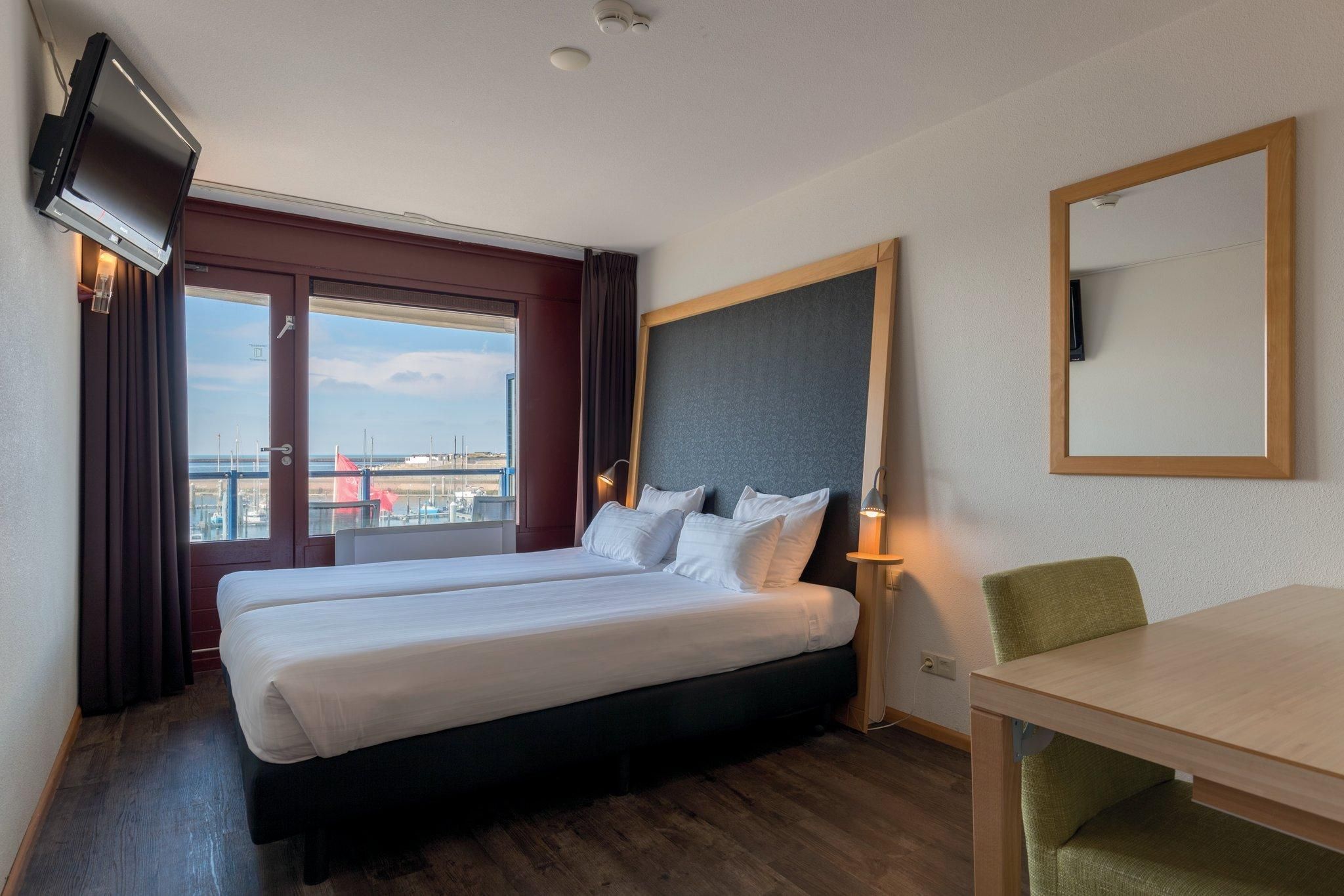 Leonardo Hotel Ijmuiden Seaport Beach Twin Room