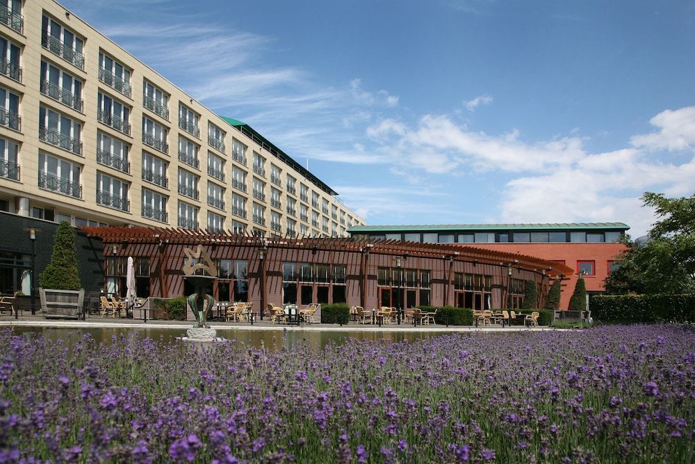 undefined Van der Valk Hotel Maastricht 9