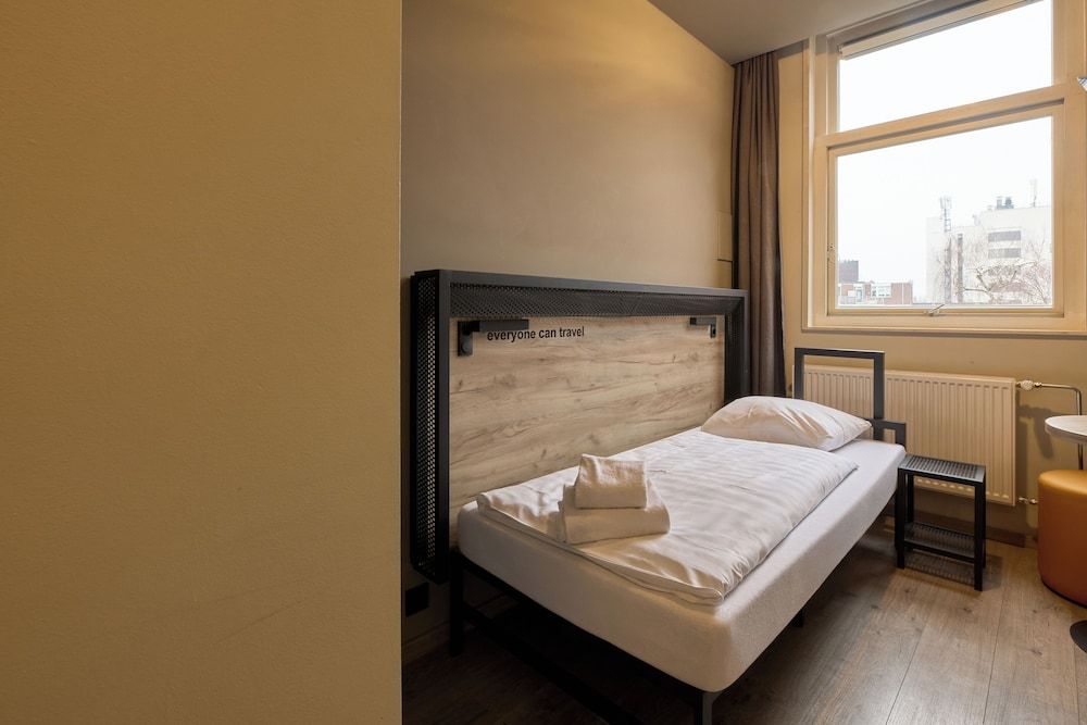 undefined a&o Rotterdam City 5