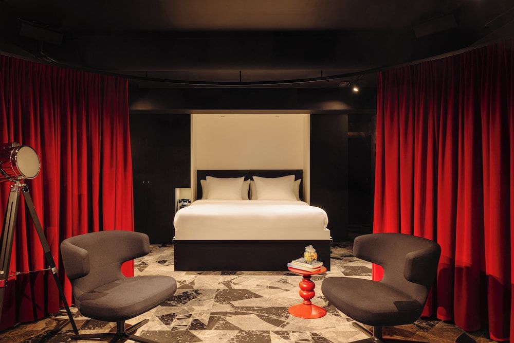 undefined Leonardo Hotel Rotterdam Savoy 5
