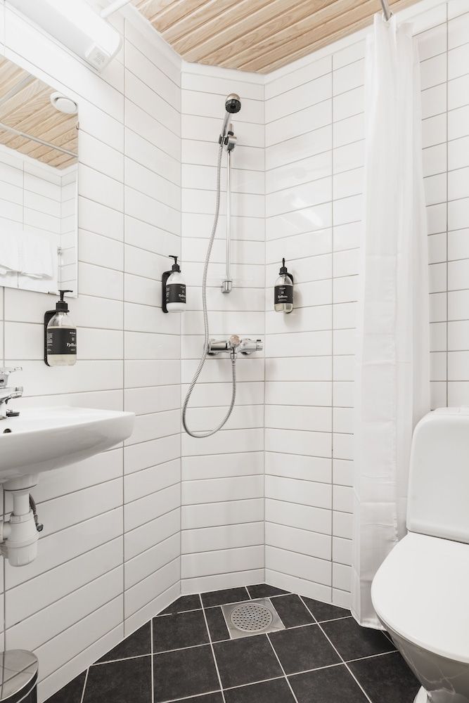 Heimen Hotel Standard Double Room 4