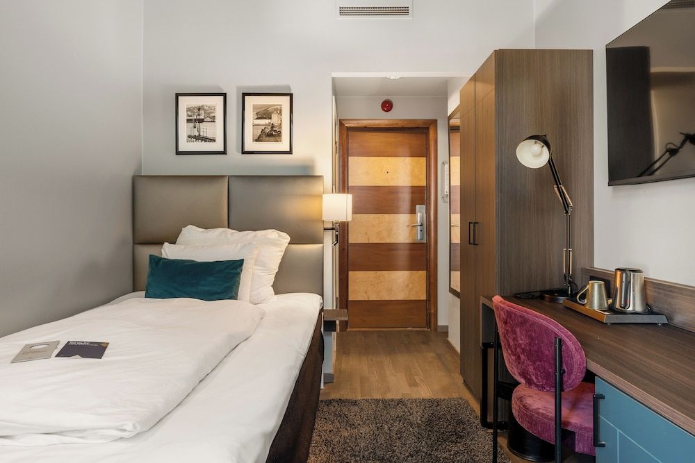 undefined Clarion Hotel Admiral 5