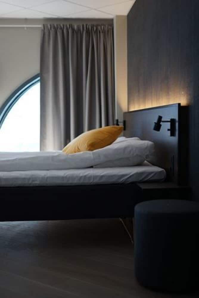 Comfort Hotel Bergen Standard Room, 2 Twin Beds, Non Smoking 4