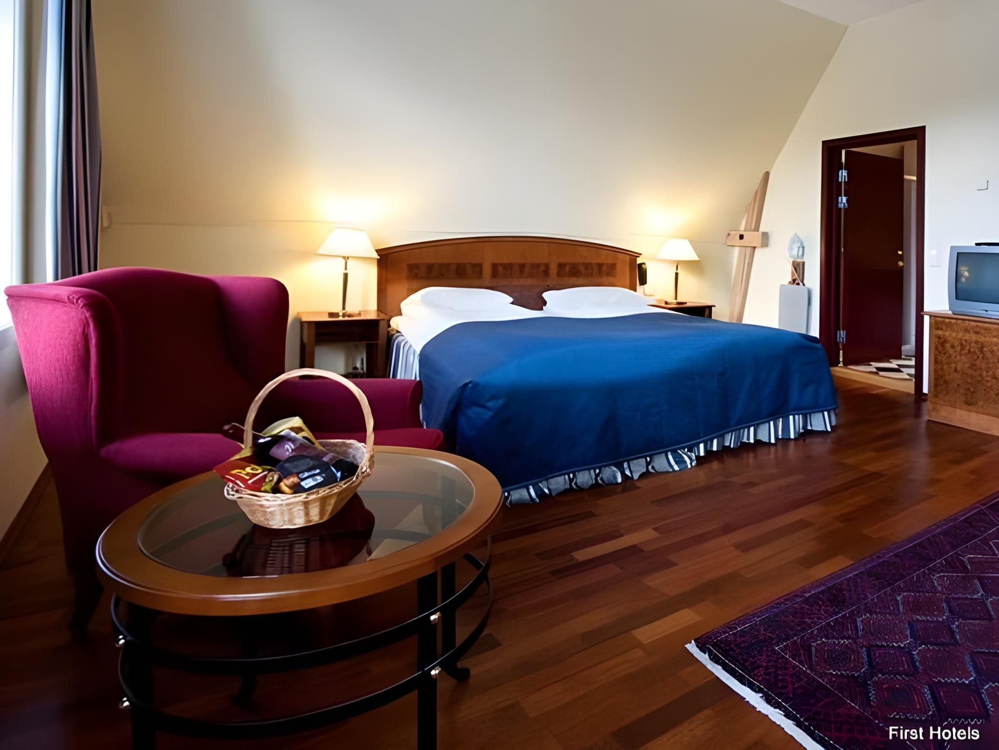 undefined Home Hotel Bryggen 8