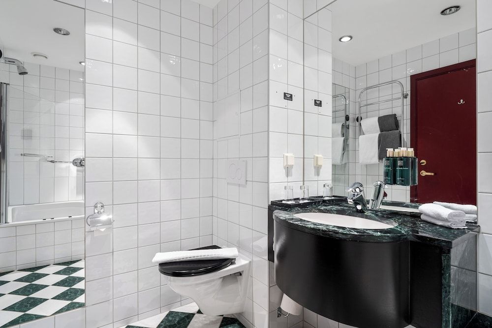 Home Hotel Bryggen Standard Twin Room 7