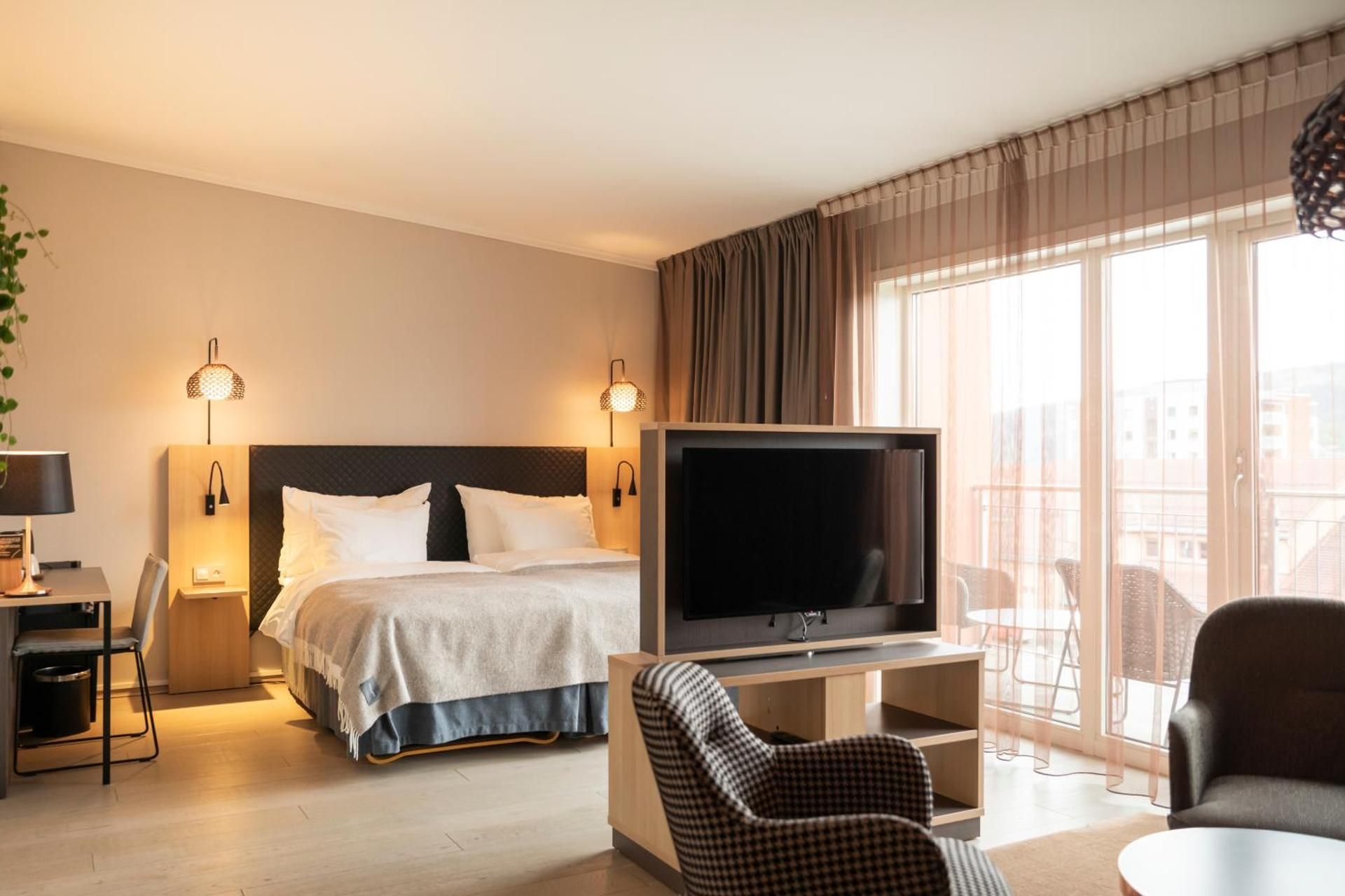 Deluxe Double Room with Balcony