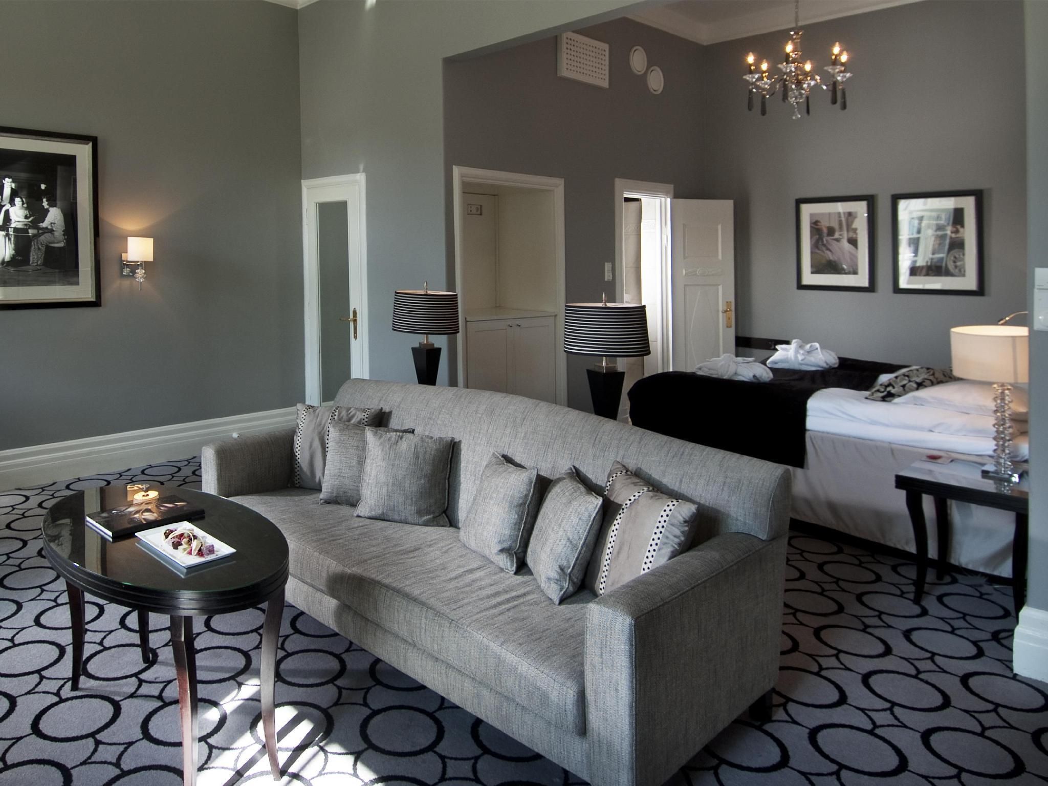 Junior Suite - 1 King bed