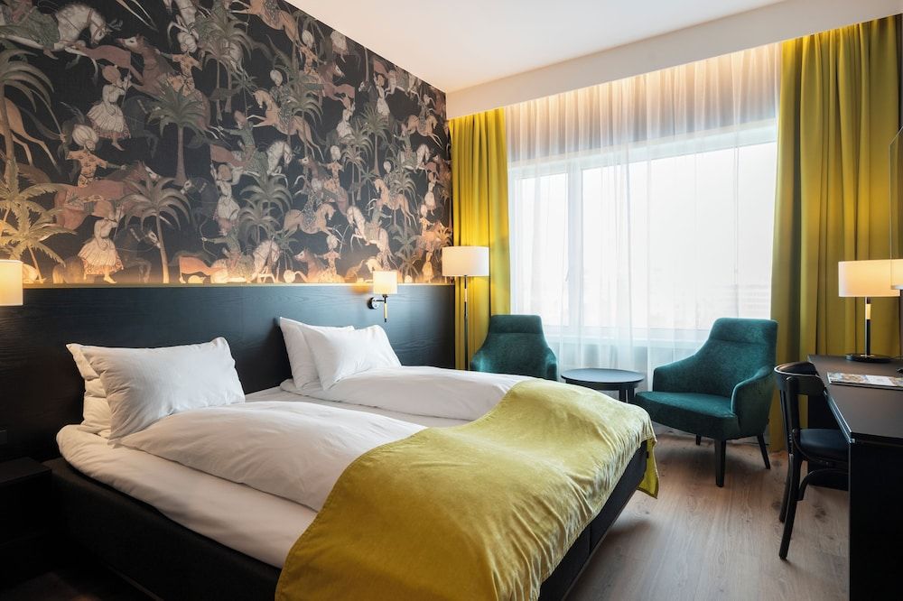 undefined Thon Hotel Opera 10