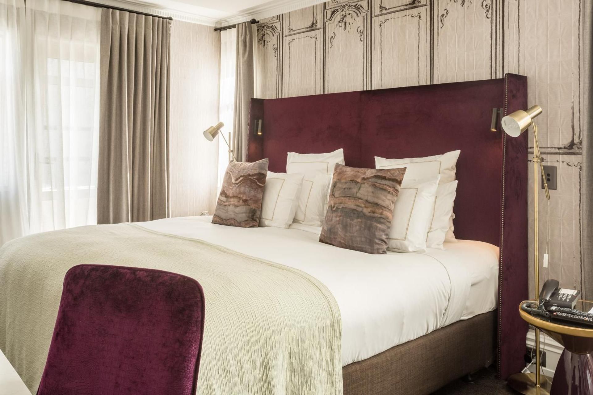 Junior King Suite - High Floor