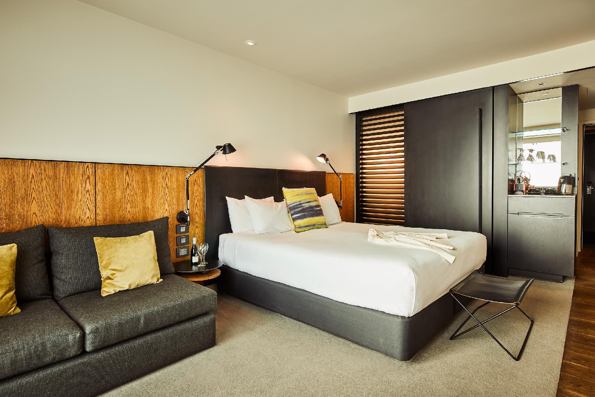 The Grand by SkyCity Accessible King