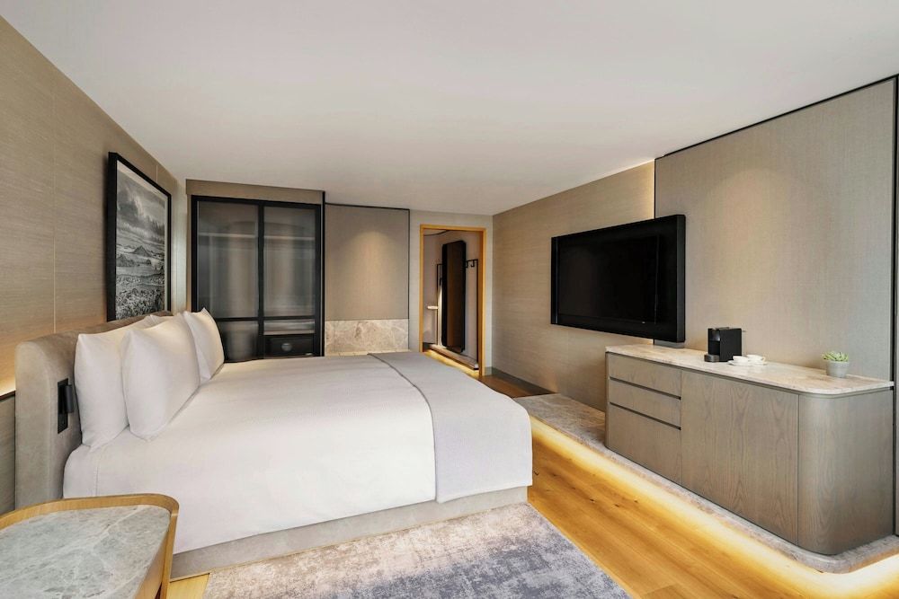 JW Marriott Auckland Deluxe Room, 1 King Bed, Non Smoking 3