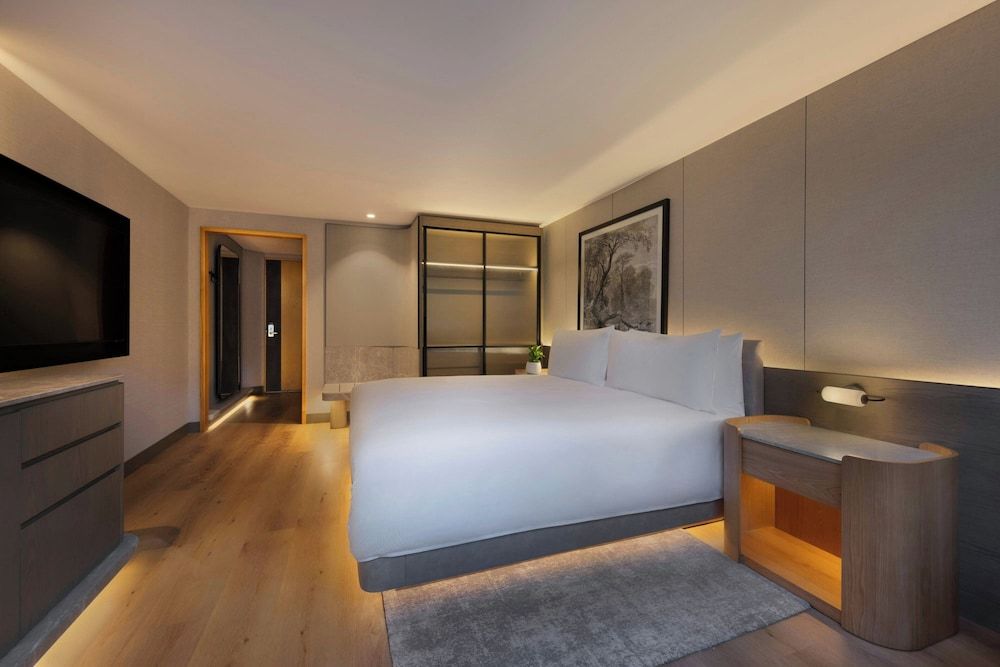 JW Marriott Auckland Deluxe Room, 1 King Bed, Non Smoking