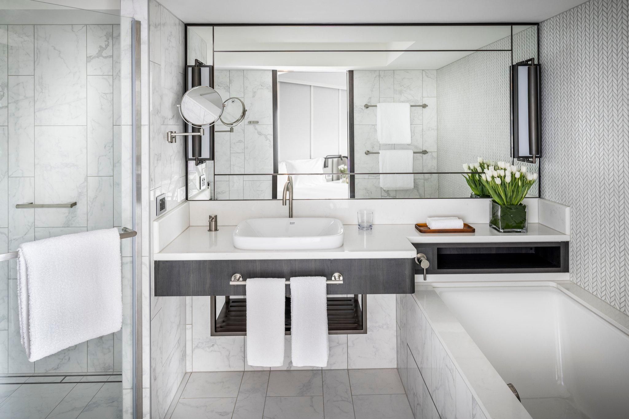 Premier Twin Doubles - Pinnacle Tower