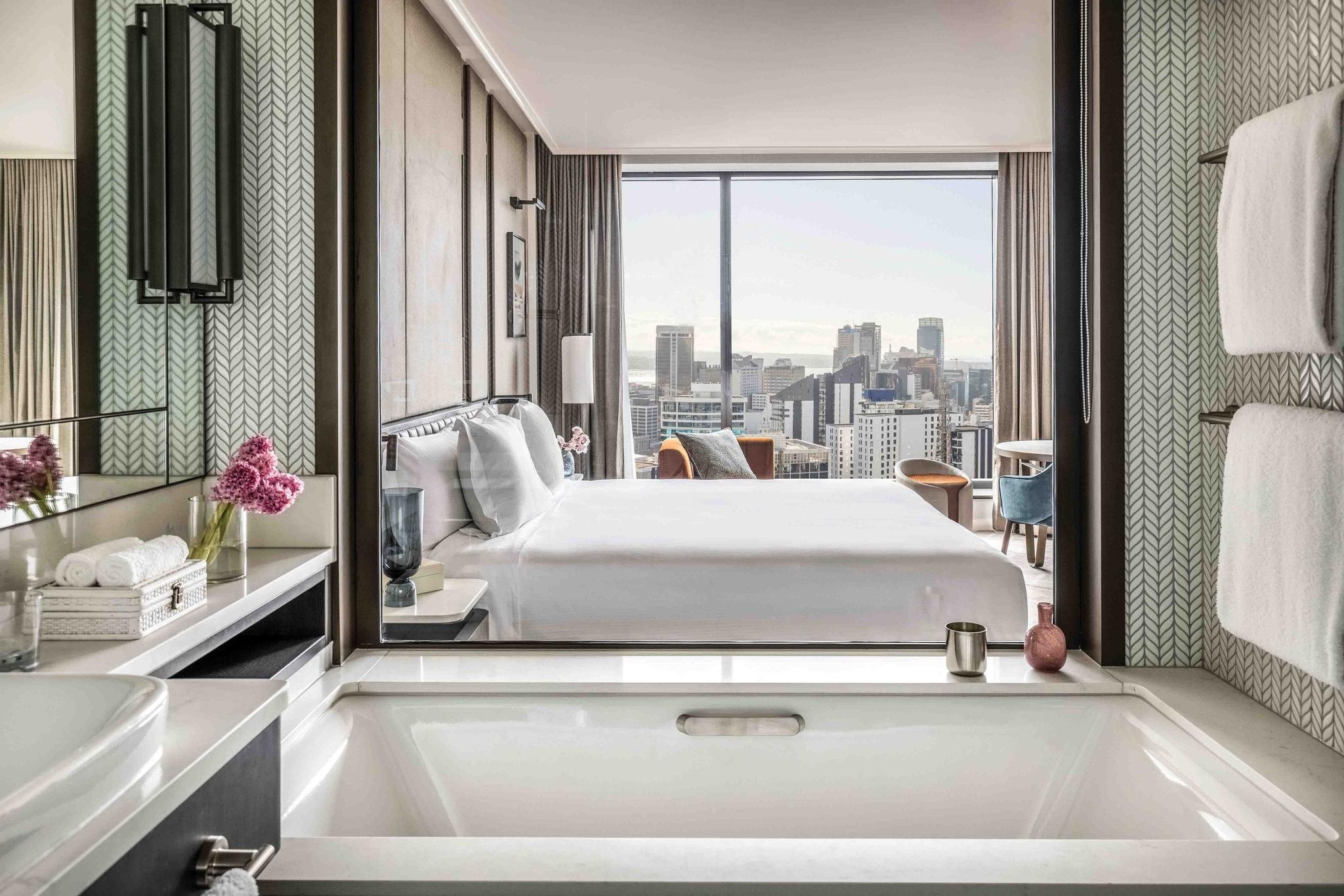 Club Executive King - Pinnacle Tower