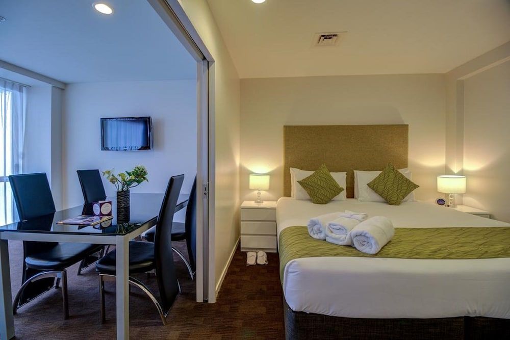 The Quadrant Hotel & Suites