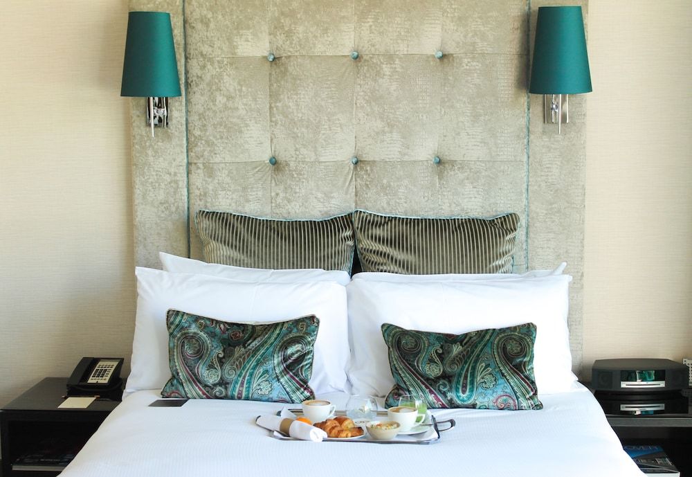 Sofitel Auckland Viaduct Harbour Superior Room, 1 King Bed