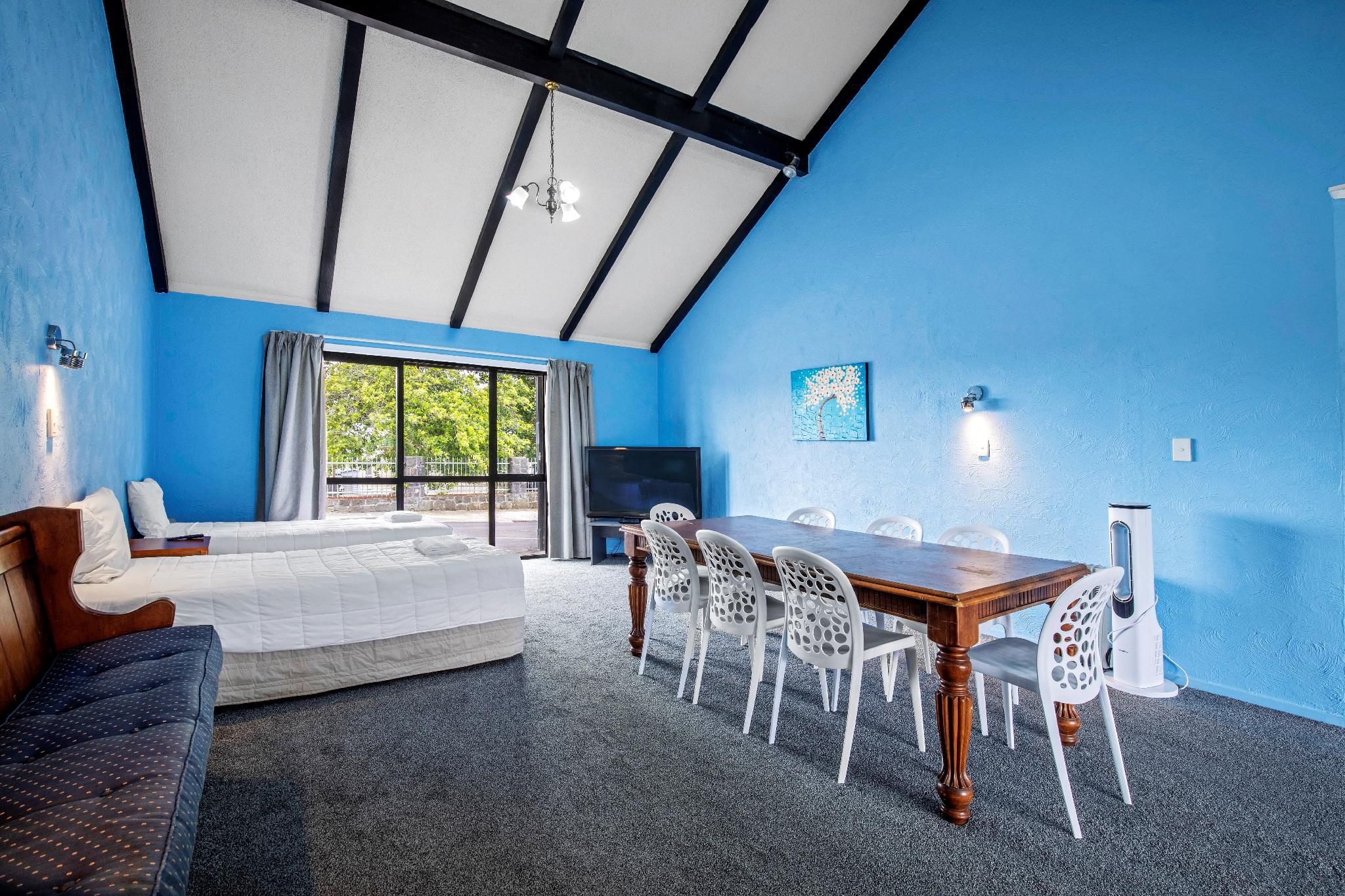 Three Bedroom Apartment