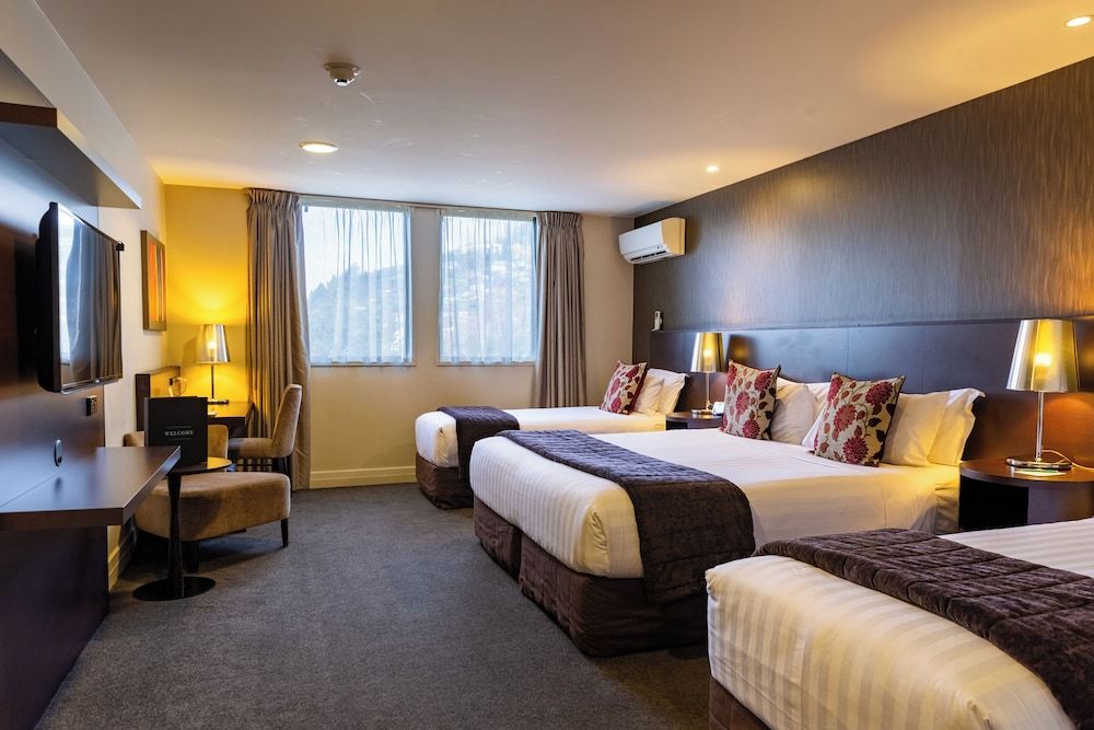 Rendezvous Heritage Hotel Queenstown Deluxe Family Room 2