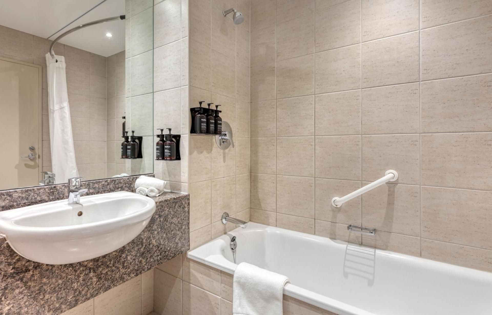 Deluxe Room with Valley View