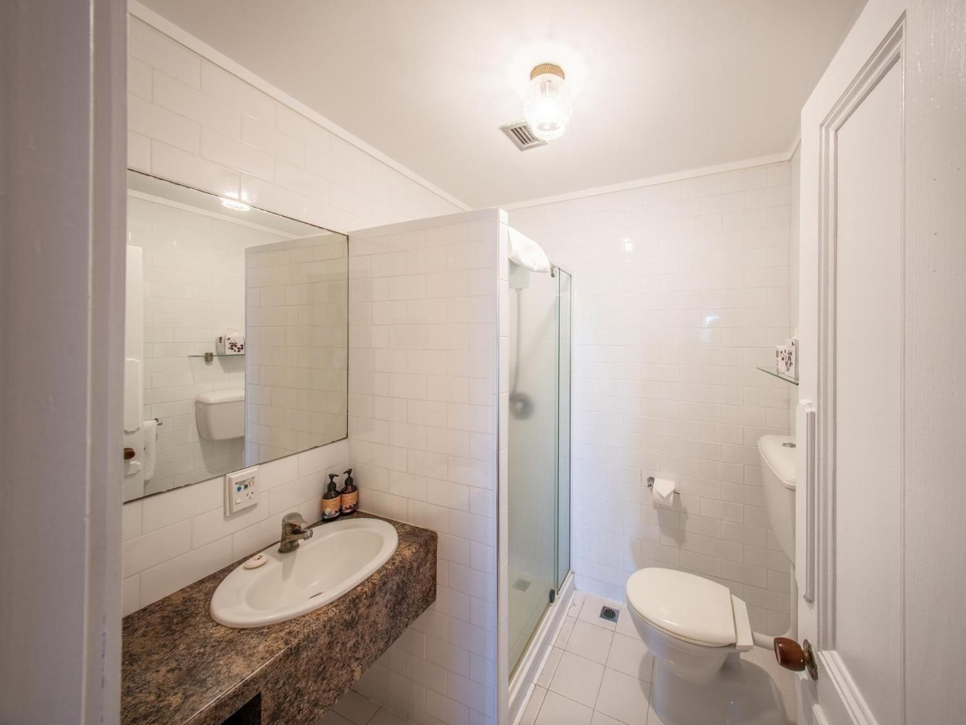 Prince's Gate Hotel Classic Room 3